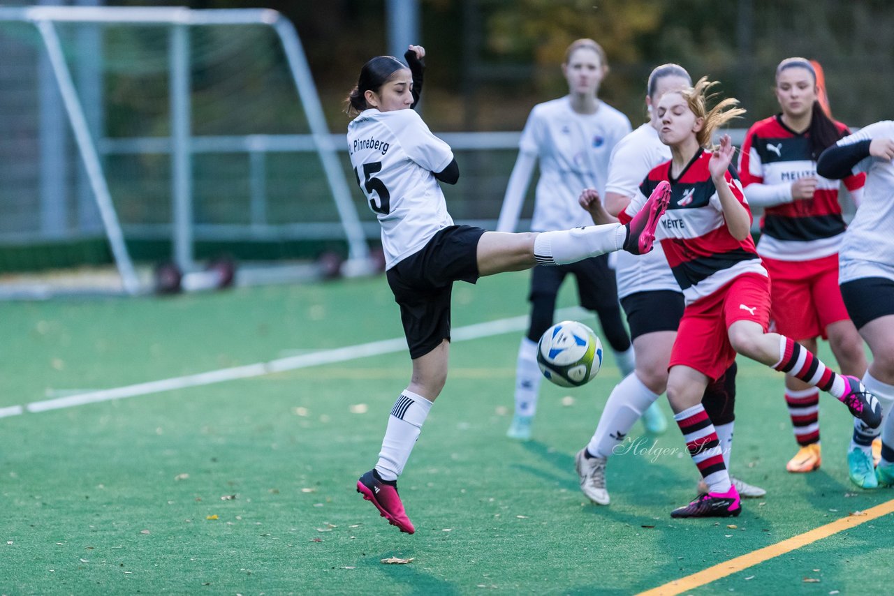 Bild 358 - wBJ VfL Pinneberg 2 - Altona 93 2 : Ergebnis: 0:10